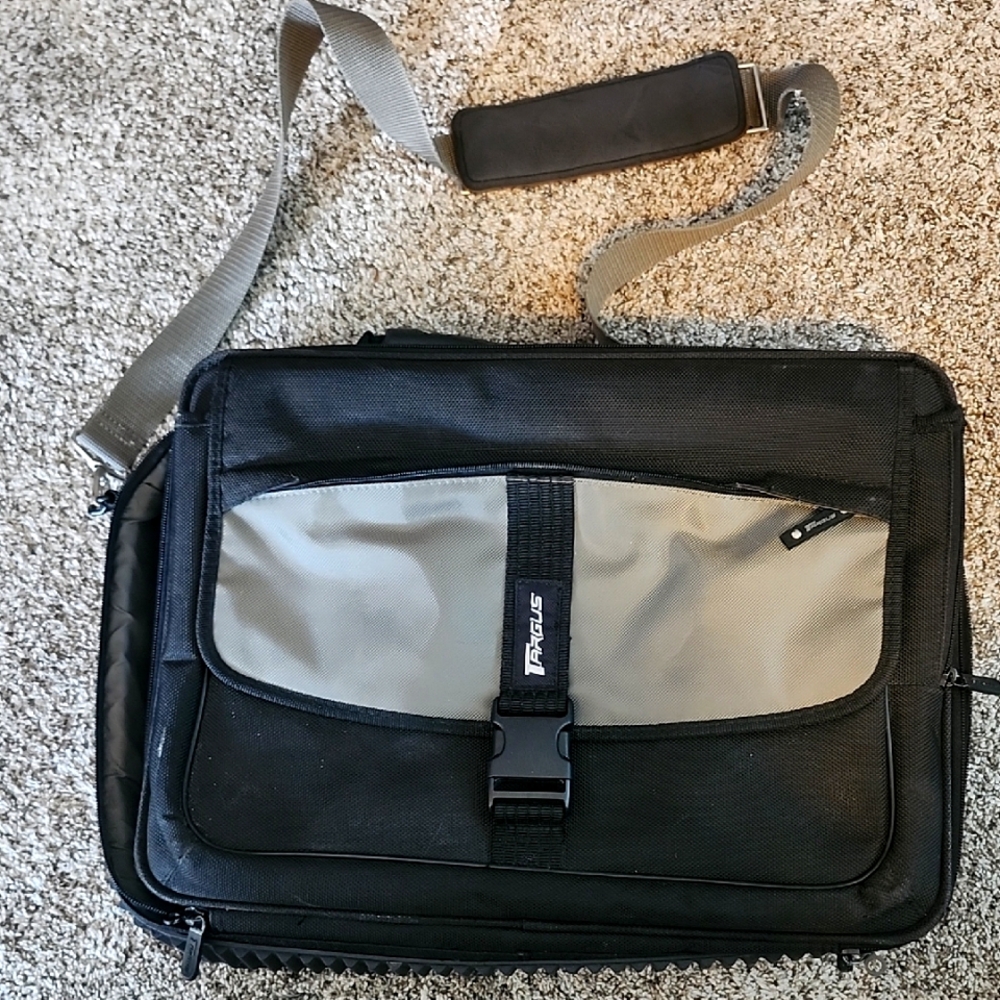 Targus Black and Gray Laptop Bag with Modern Design